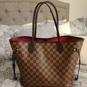***** SOLD**** Louis vuitton neverfull mm